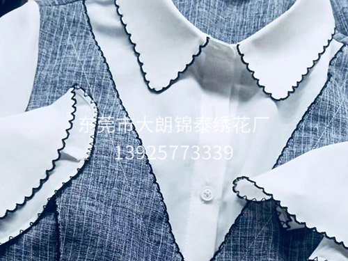 时装狗牙车花包边上衣