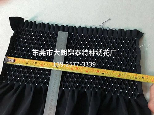黑色衣服打缆